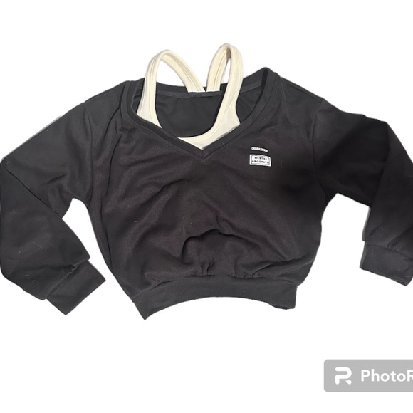 Cute work out sweater active gear activewear west 52 Brooklyn cropped - Picture 1 of 2